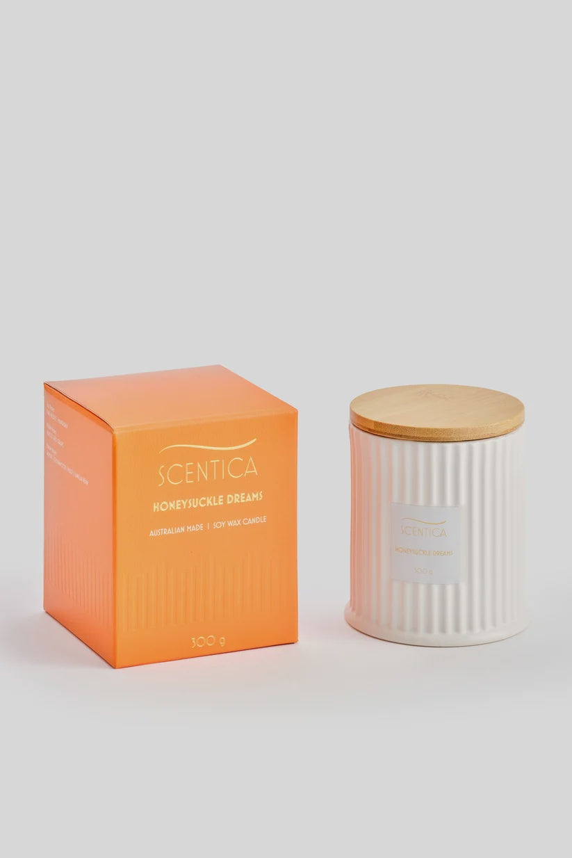 Honeysuckle Soy Wax Candle 300g